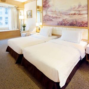 Superior Queen or Twin Room